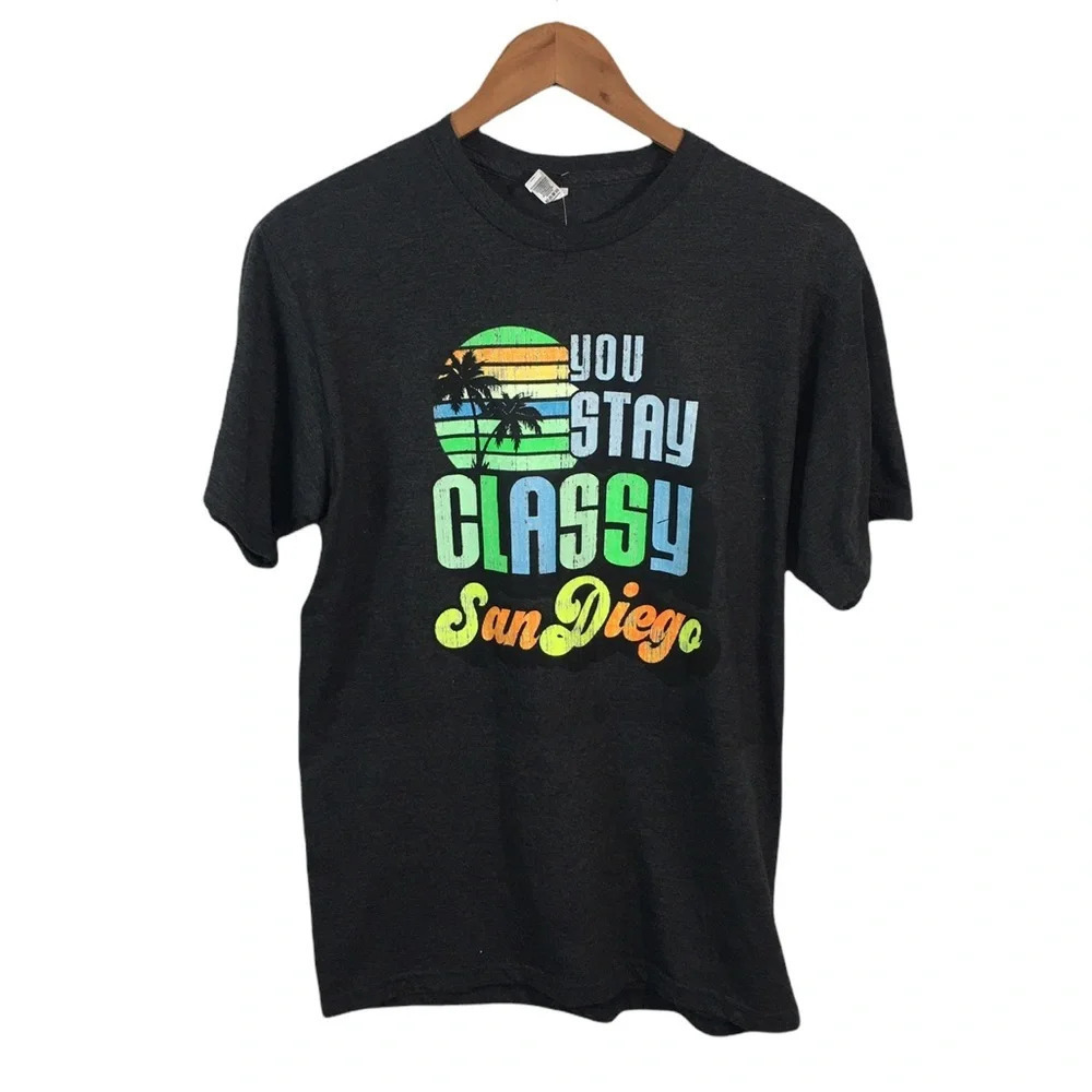 TS459 NWT Mens Stay Classy San Diego California T Shirt M